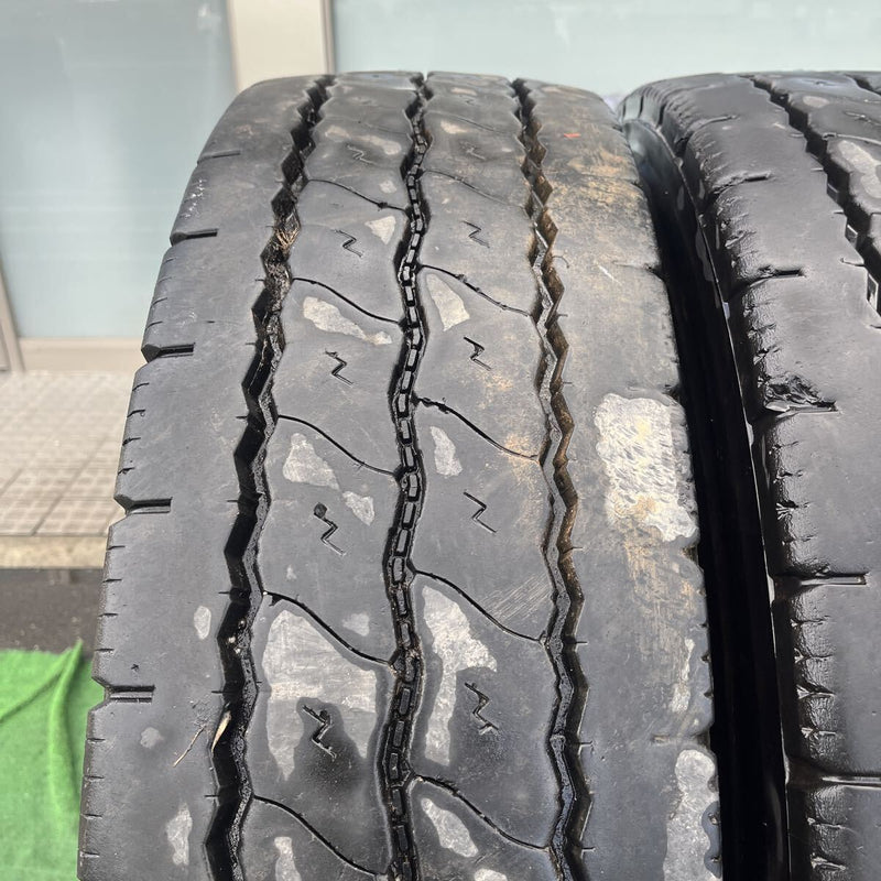 11R22.5 DUNLOP, SP521 激安美品　2019年製 2本セット:27,000円