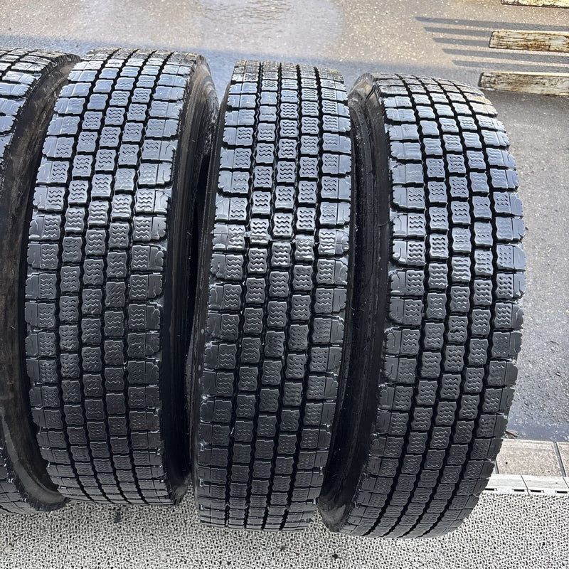 225/80R17.5 W911 再生　6本セット:36000円