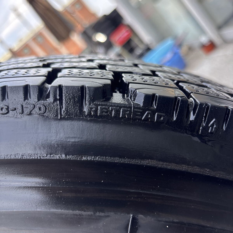 225/80R17.5 W911 再生　6本セット:36000円