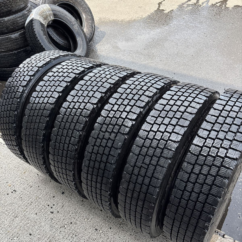 225/80R17.5 BRIDGESTONE W911 再生　6本セット:36500円