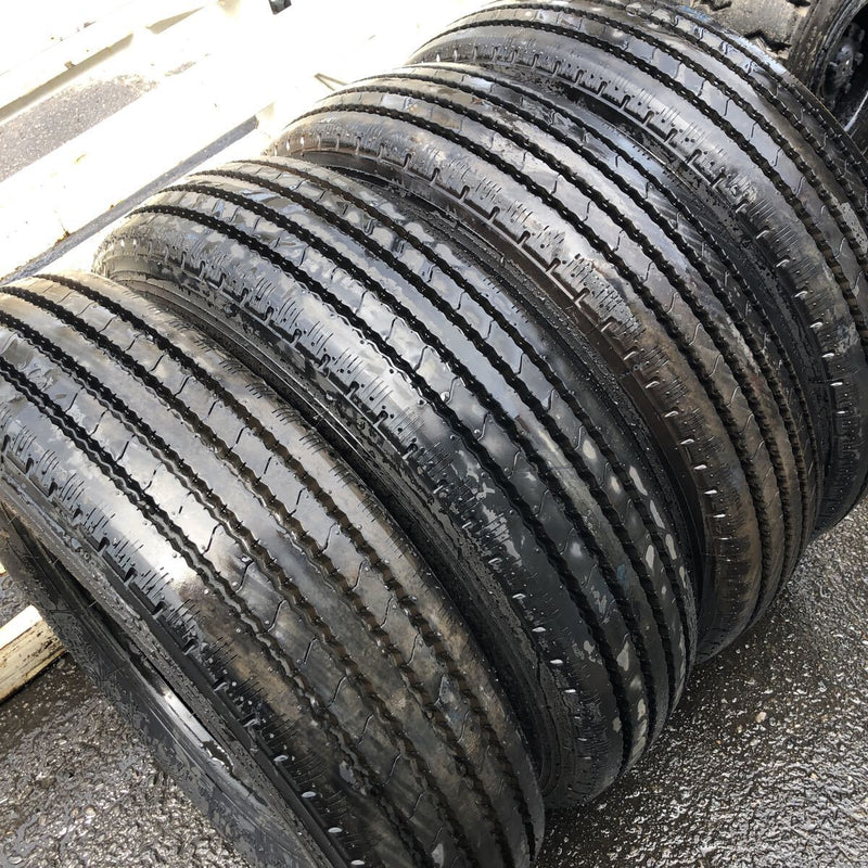 195/85R15 113/111L LT YOKOHAMA RY108A 中古夏タイヤ4本セット:26000円