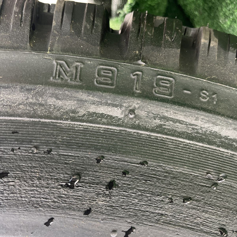 11R22.5 再生スタッドレスほぼ新品　M919 4本セット:86,000円