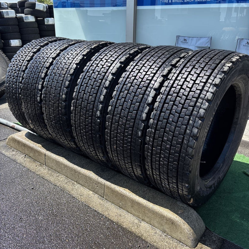 265/60R22.5 BRIDGESTONE. W900. 激安美品　　2023年製　6本セット:54000円