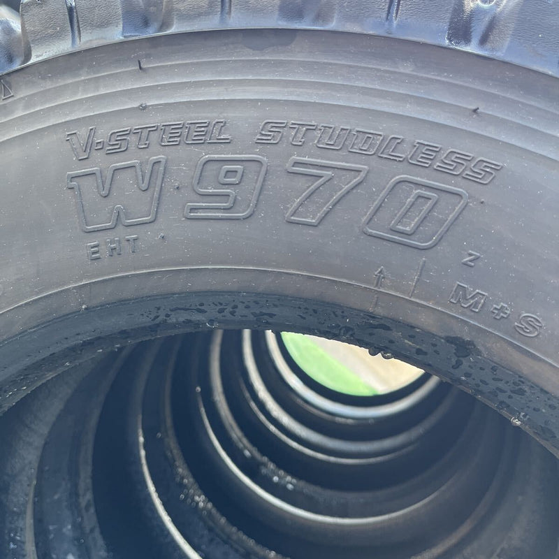 215/70R17.5, 123/121J, BRIDGESTONE, W970, 2023年製 6本セット:42,000円