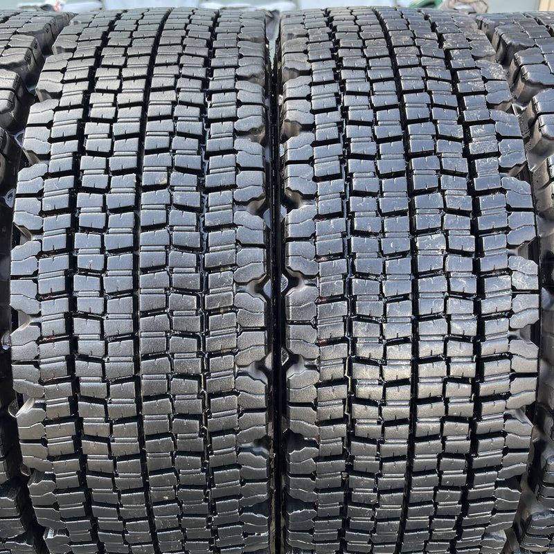 215/70R17.5, 123/121J, BRIDGESTONE, W970, 2023年製 6本セット:42,000円