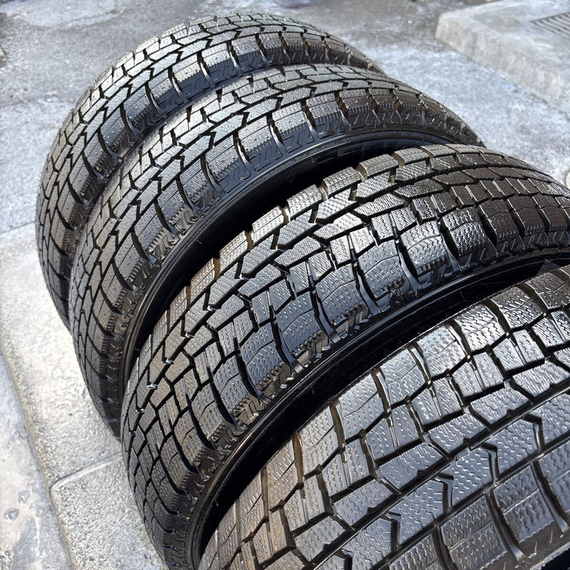 165/65R14 DUNLOP 中古スタッドレスタイヤ4本セット:16000円