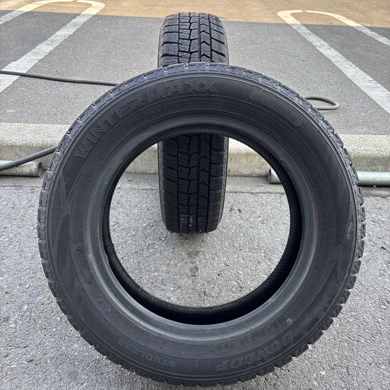 165/65R14 DUNLOP WM02 中古スタッドレスタイヤ２本セット:8000円