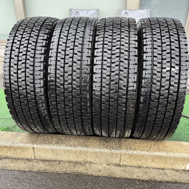 265/60R22.5 BRIDGESTONE, W999 激安美品　2024年製 4本セット:52,000円