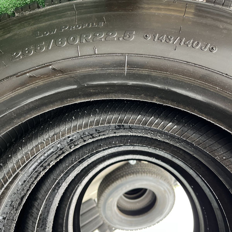 265/60R22.5 BRIDGESTONE, W999 激安美品　2024年製 4本セット:52,000円