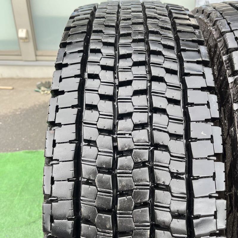 265/60R22.5 BRIDGESTONE, W999 激安美品　2024年製 4本セット:52,000円
