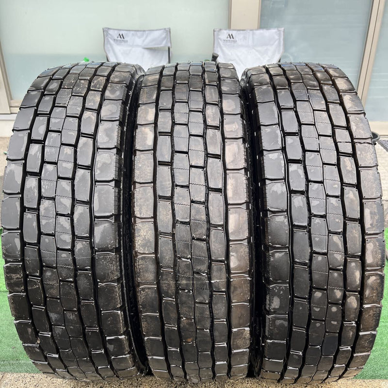 265/60R22.5 DUNLOP, SP680 激安美品　2019年製 ほぼ新品　2本＋1本セット:59,000円