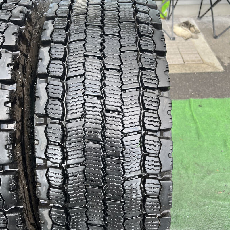 245/70R19.5 ミシュラン. ICEGRIP. 激安美品　２本セット:22000円