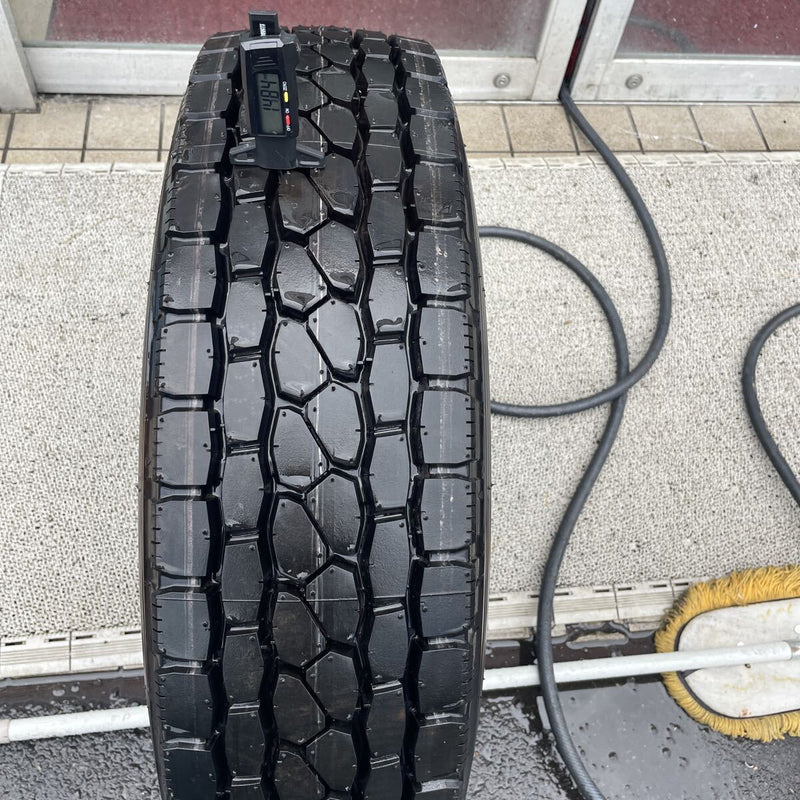 245/80R17.5 ブリヂストン　激安美品　　年式：2020年　ほぼ新品　　1本セット:10000円