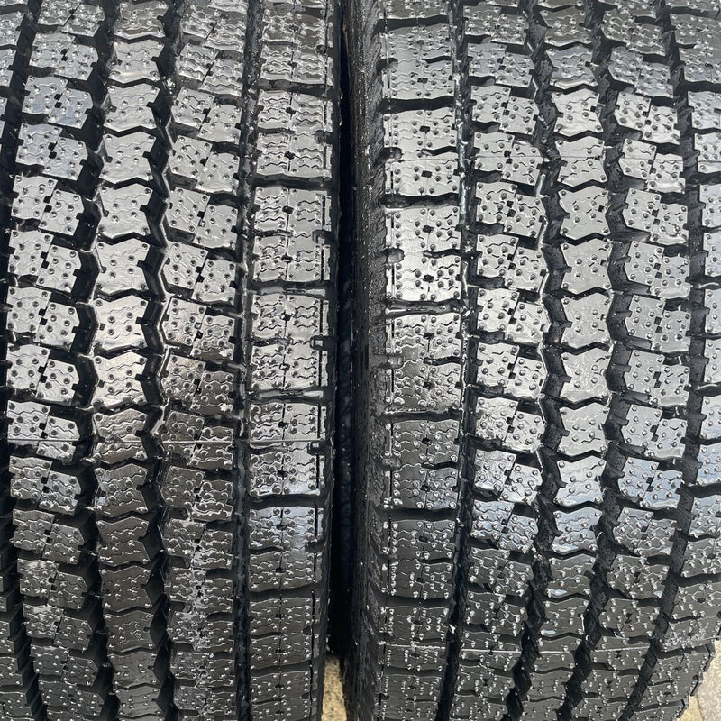 245/70R19.5再生中古　　激安美品　ほぼ新品 4本セット:50000円