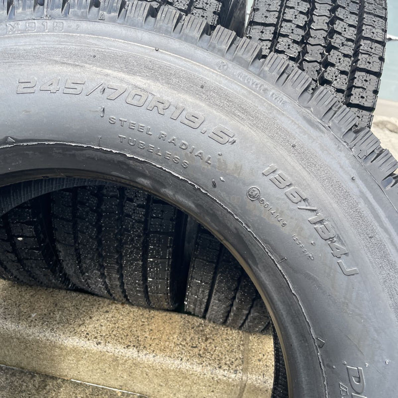245/70R19.5再生中古　　激安美品　ほぼ新品 4本セット:50000円