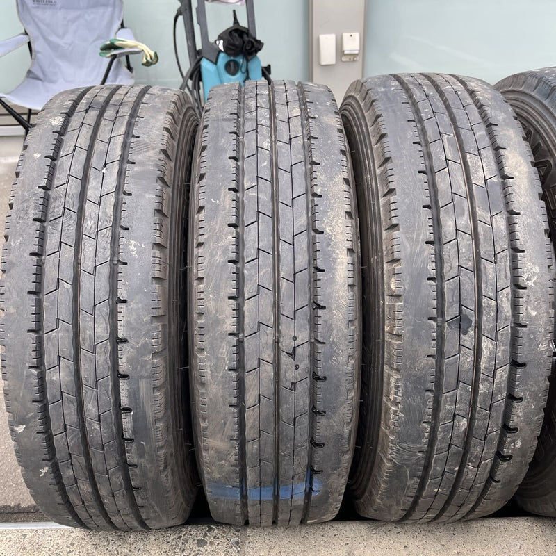225/75R16 ホイールセット　DUNLOP, SPLT50 いすゞ　16×6.0J, 6H 6本セット:72,000円