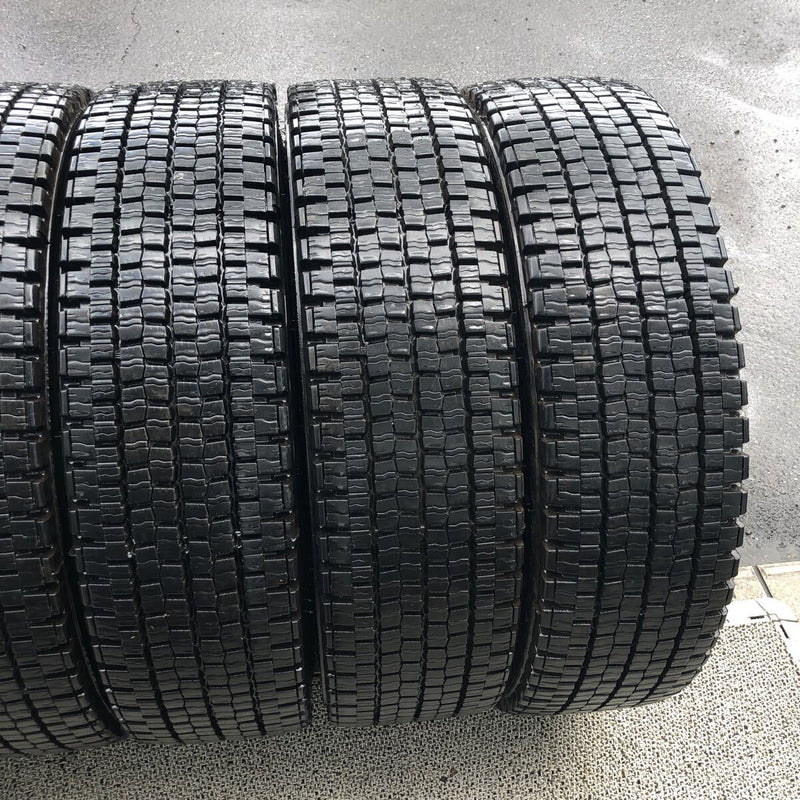 225/80R17.5 DUNLOP SP001R 再生　スタッドレス　6本セット:36000円