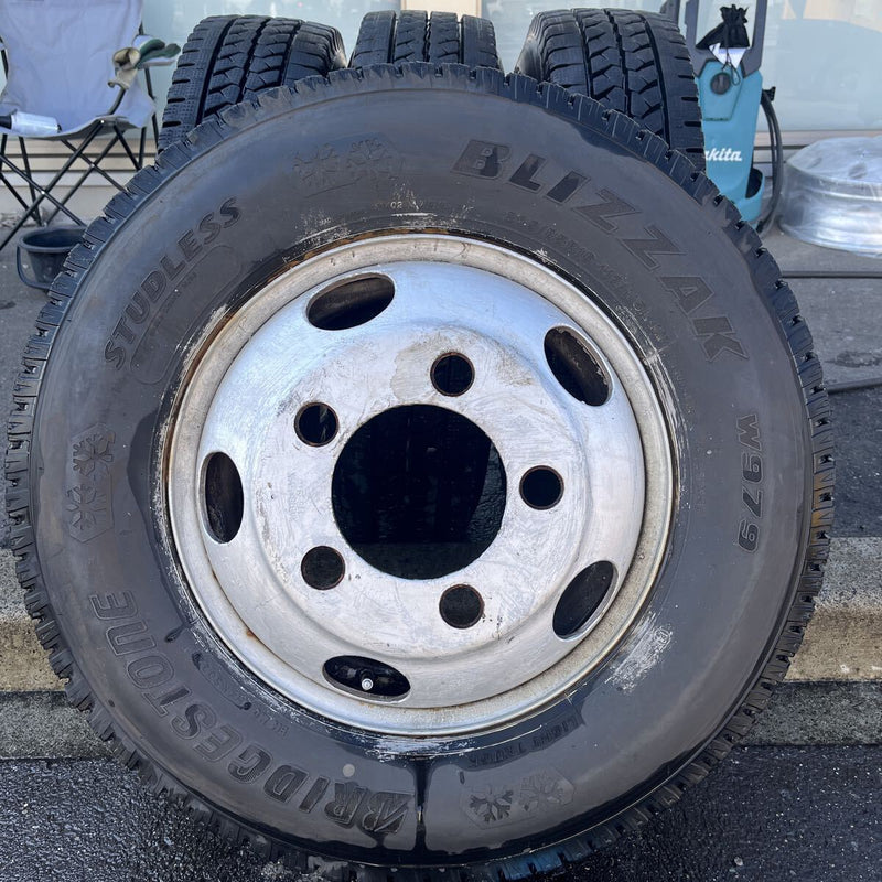 205/85R16 BRIDGESTONEホイールセット　W979 16×5.5J キャンター用 4本セット:47,000円