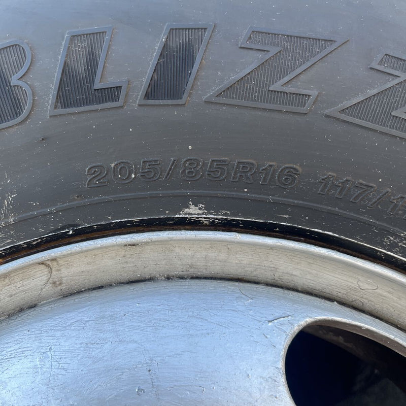 205/85R16 BRIDGESTONEホイールセット　W979 16×5.5J キャンター用 4本セット:47,000円