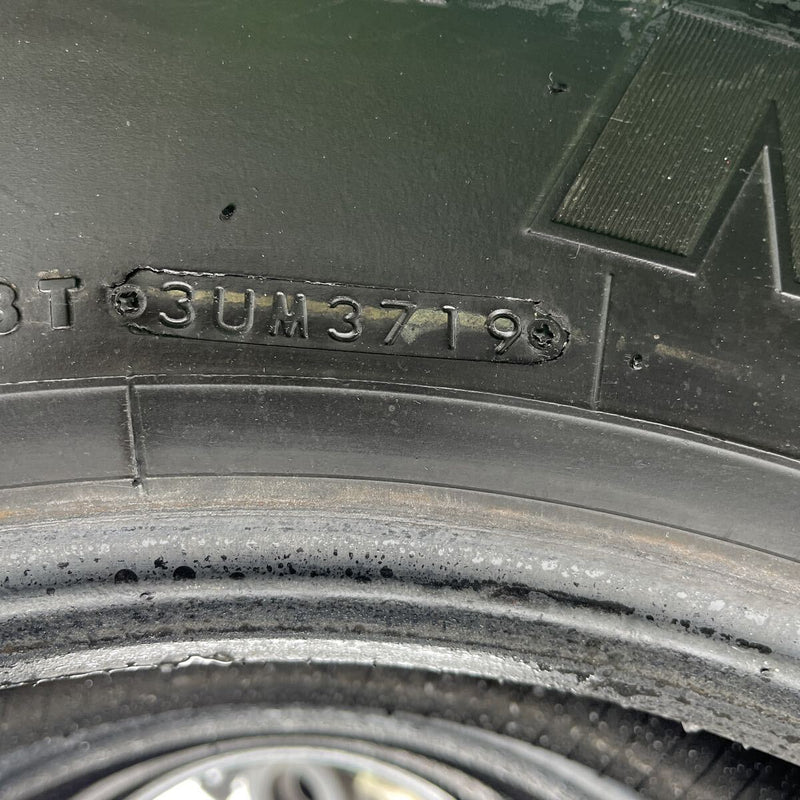 11R22.5 16PR BRIDGESTONE再生スタッドレス　 W900 4本セット:67,000円