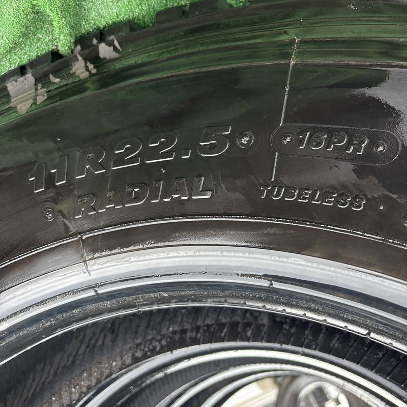 11R22.5 16PR. BRIDGESTONE. W900. 激安美品　2021年製　4本セット:72000円