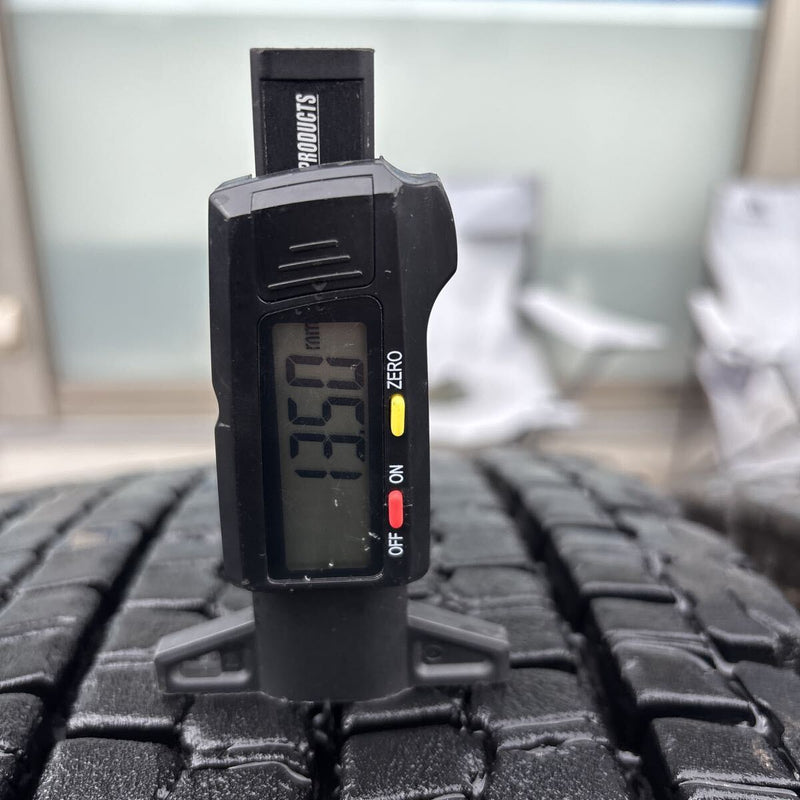 11R22.5 16PR. BRIDGESTONE. W900. 激安美品　2021年製　4本セット:72000円