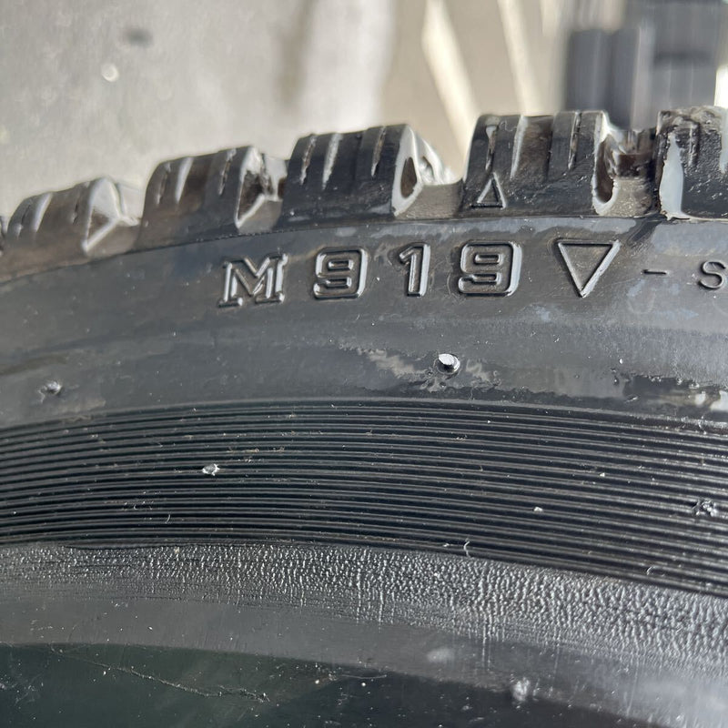 11R22.5 再生中古スタッドレス　M919 激安美品 1本:17,000円