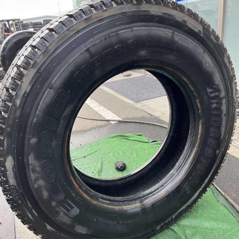 11R22.5 再生中古スタッドレス　M919 激安美品 1本:17,000円