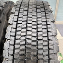 11R22.5 再生中古スタッドレス　 W900 激安美品　 2本セット:25,000円