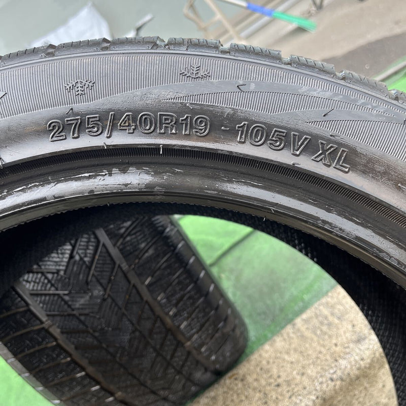 275/40R19, 105V 輸入品　激安美品　2023年製 　2本セット:19,000円