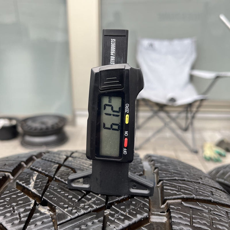 275/40R19, 105V 輸入品　激安美品　2023年製 　2本セット:19,000円