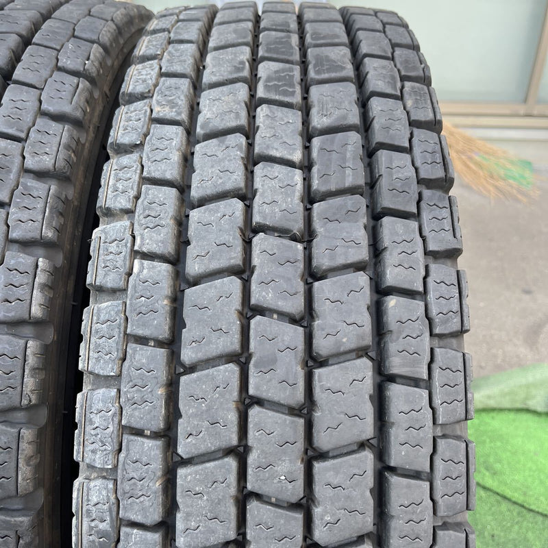 245/70R19.5 TOYO, M920 激安美品　2022年製 2本セット:22,000円