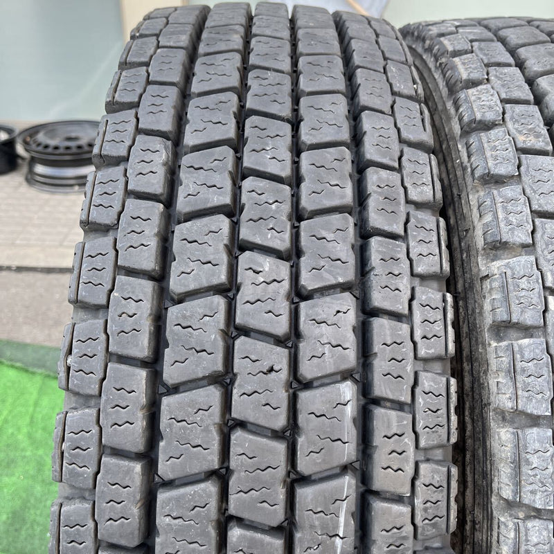 245/70R19.5 TOYO, M920 激安美品　2022年製 2本セット:22,000円