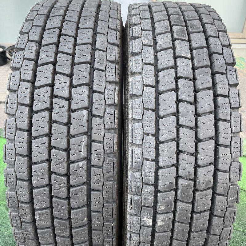 245/70R19.5 TOYO, M920 激安美品　2022年製 2本セット:22,000円