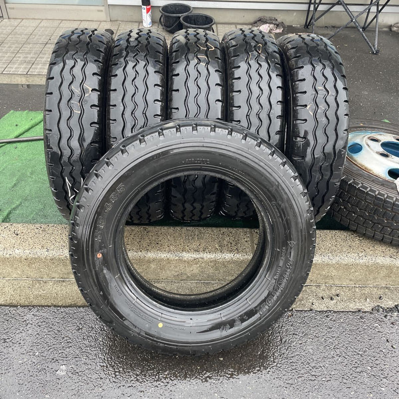 205/70R16 中古地山　ダンロップ　激安美品　　6本セット:32000円