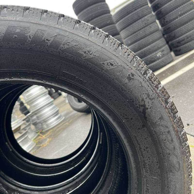 195/65R16 BRIDGESTONE VRX2 中古スタッドレス　4本セット:26000円