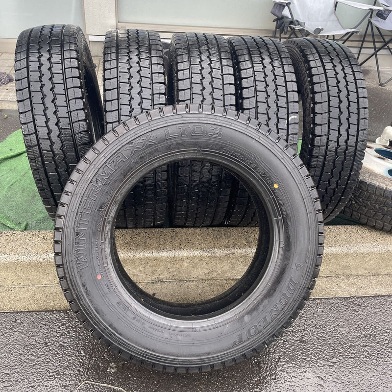 205/70R17.5 、中古地山　ダンロップ　2023年 激安美品 6本セット:48000円