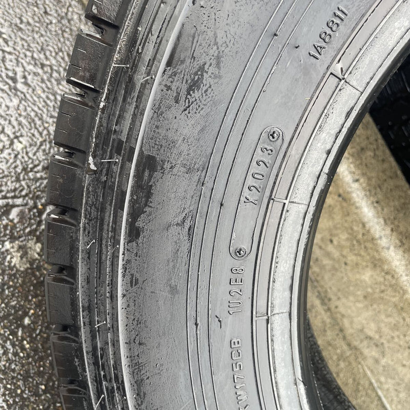 205/70R17.5 、中古地山　ダンロップ　2023年 激安美品 6本セット:48000円