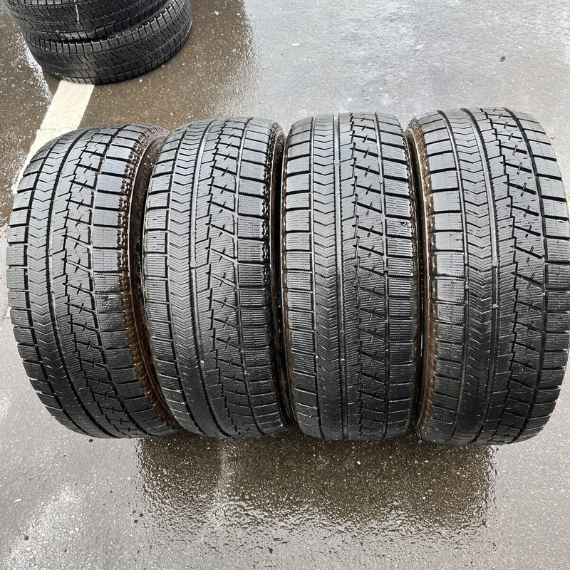 205/55R16 BRIDGESTONE VRX スタッドレス　4本セット:26000円