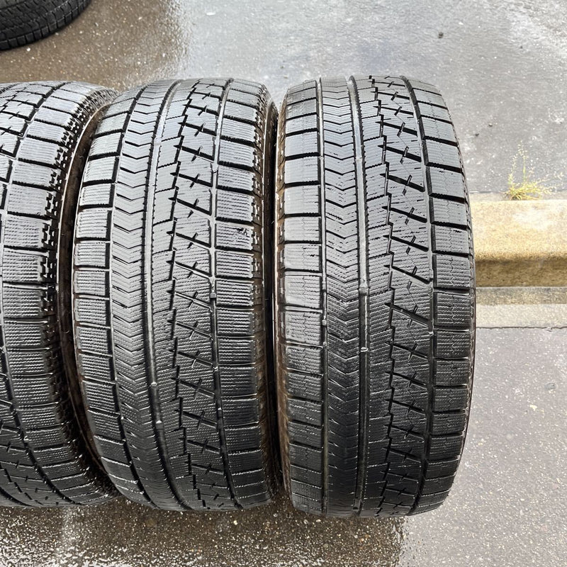 205/55R16 BRIDGESTONE VRX スタッドレス　4本セット:26000円