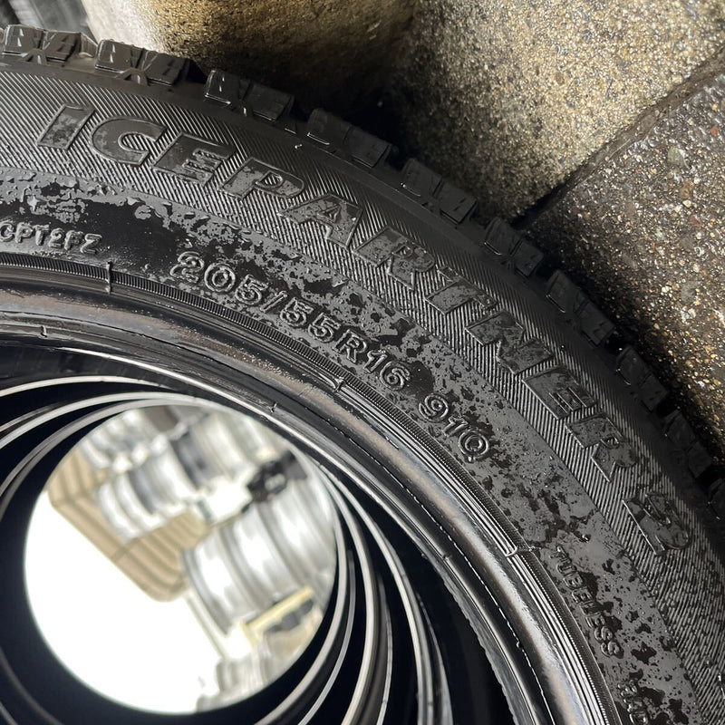 205/55R16 BRIDGESTONE ICE PARTNER2 スタッドレス　4本セット:26500円
