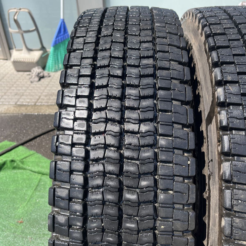 225/90R17.5 DUNLOP, SP001 激安美品　2018年製 2本セット:11,000円