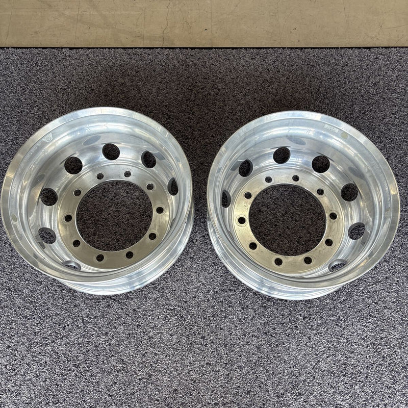 アルコア　アルミホイール　22.5×7.50 . 10穴 (11R 22.5及び275/80R22.5などに使用) 激安美品　　2本セット：36000円