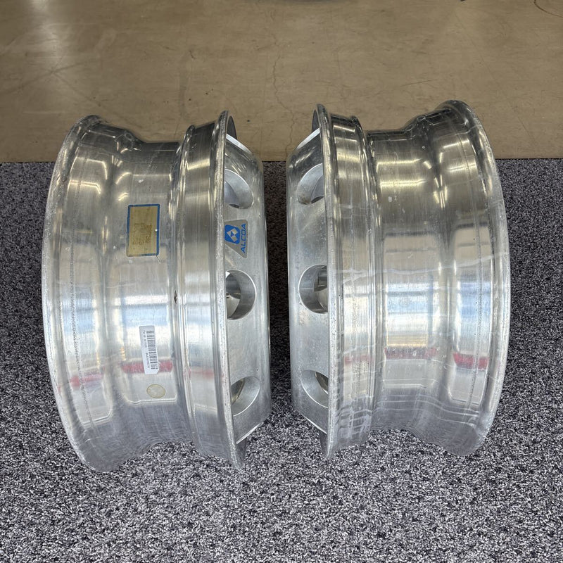アルコア　アルミホイール　22.5×7.50 . 10穴 (11R 22.5及び275/80R22.5などに使用) 激安美品　　2本セット：36000円