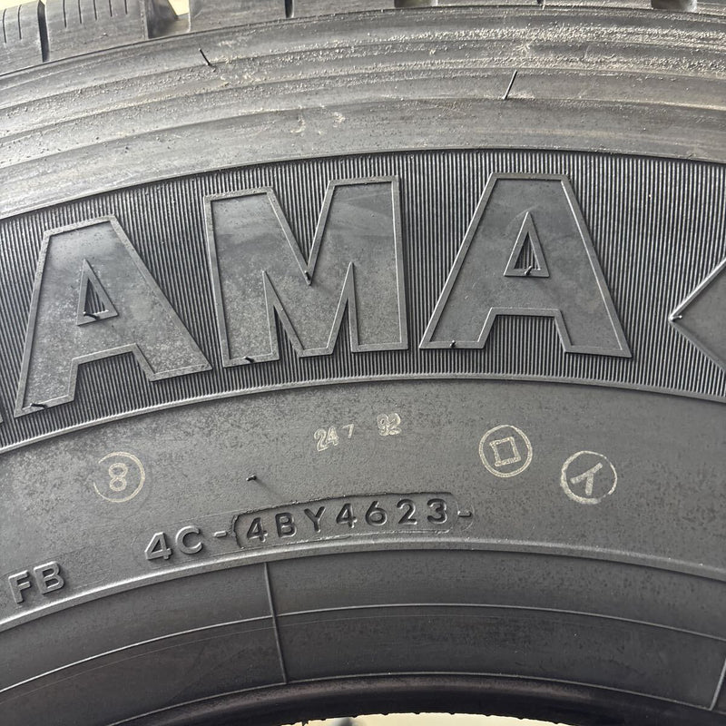 295/80R22.5 ヨコハマ 905W 2023年製 未使用品 冬タイヤ 2本セット:100000円