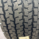 295/80R22.5 YOKOHAMA 905W スタッドレスタイヤ 2023年製 未使用品 2本セット:100000円