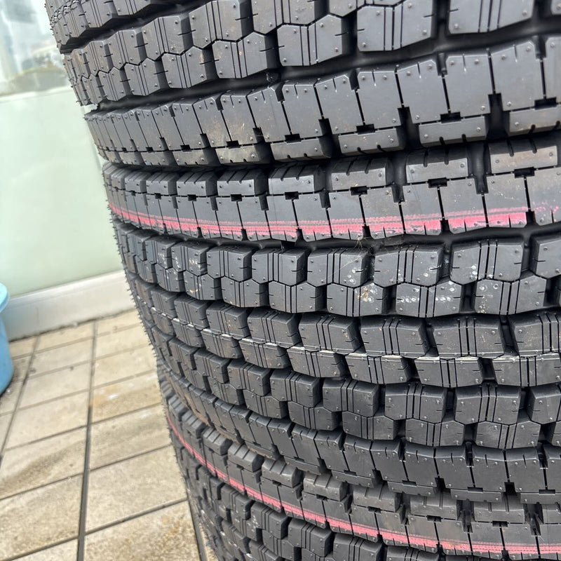 245/70R19.5 ブリヂストン W999 新品 2024年製 12本セット: 390000円