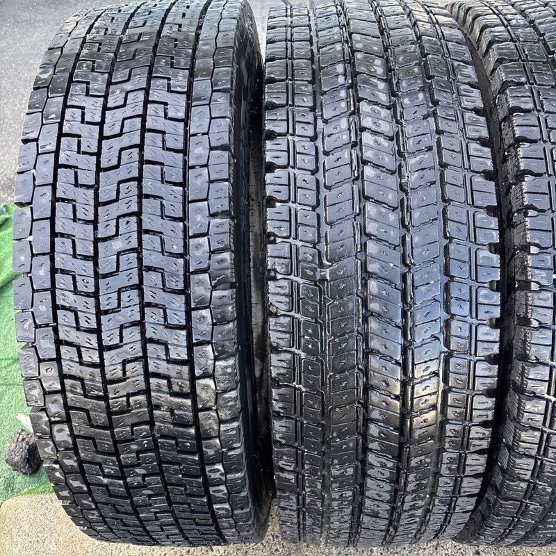 245/70R19.5 中古YOKOHAMA. 激安美品　2019年製4本セット:31000円