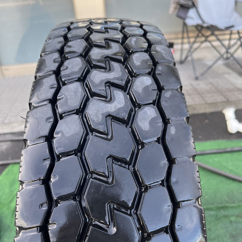 195/85R16 YOKOHAMA, LT752R 激安美品　2022年製 1本:5,500円
