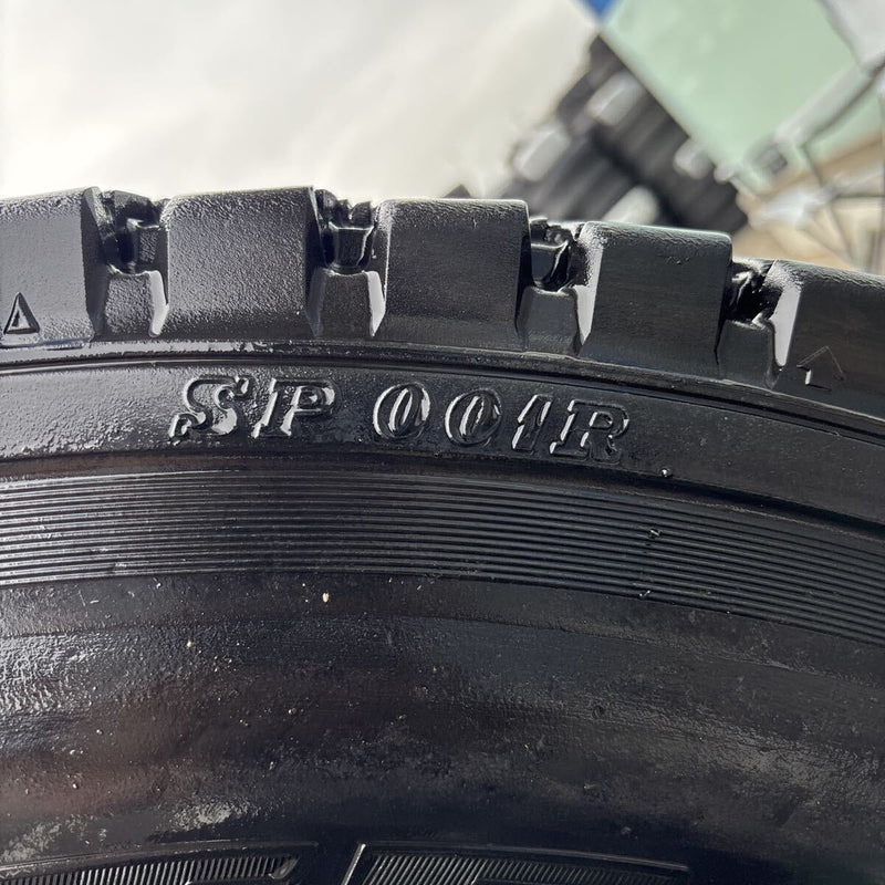 11R22.5 SP001R 再生スタッドレス　2本セット:29000円